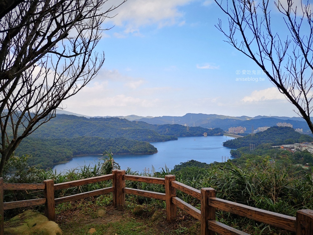 國家新城後山觀景台、新山水庫遠眺亭，俯瞰基隆新山水庫絕佳景致(姊姊遊記)