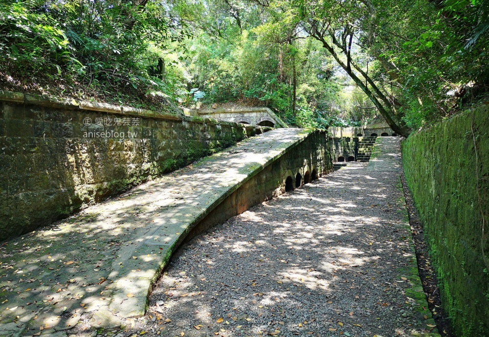 情人湖登山步道，串聯基隆西海岸線，山海美景一日遊(姊姊遊記)