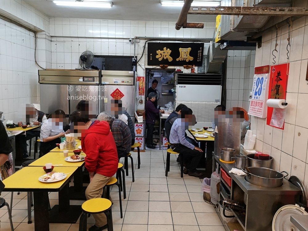 鳳城燒臘總店，西門町人氣排隊老店，萬華便當美食(姊姊食記)