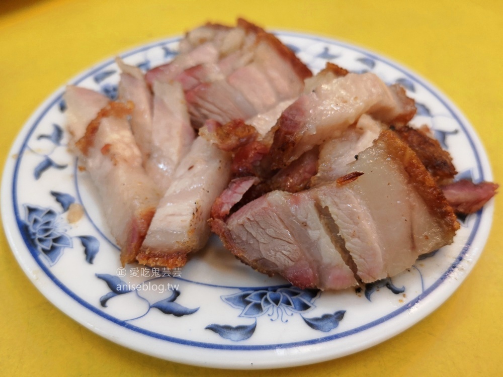 鳳城燒臘總店，西門町人氣排隊老店，萬華便當美食(姊姊食記)