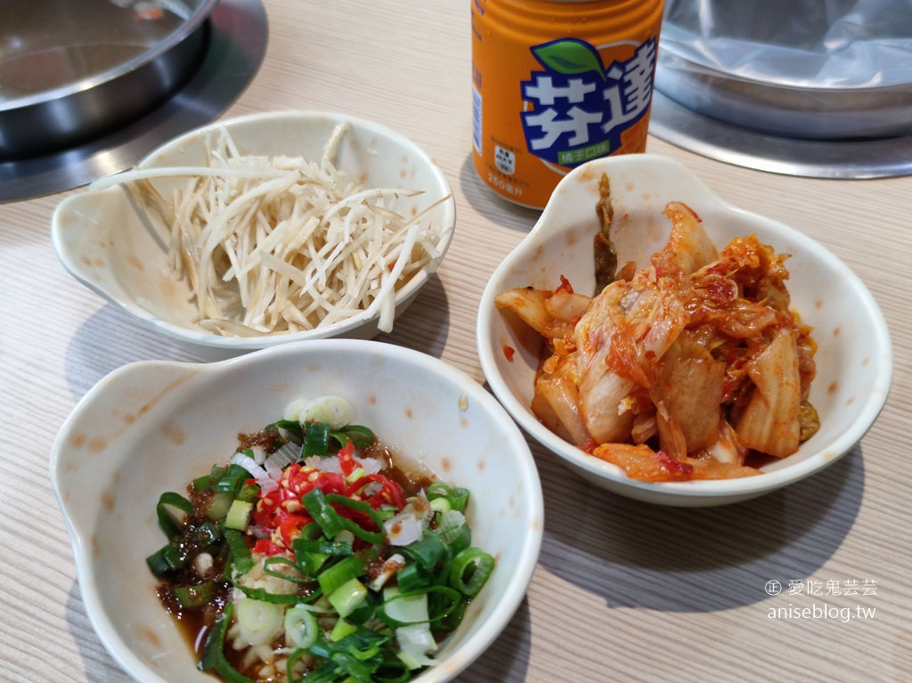 犇鱻涮涮鍋，全天候涮涮鍋吃到飽，商業午餐 $200，午餐$380起