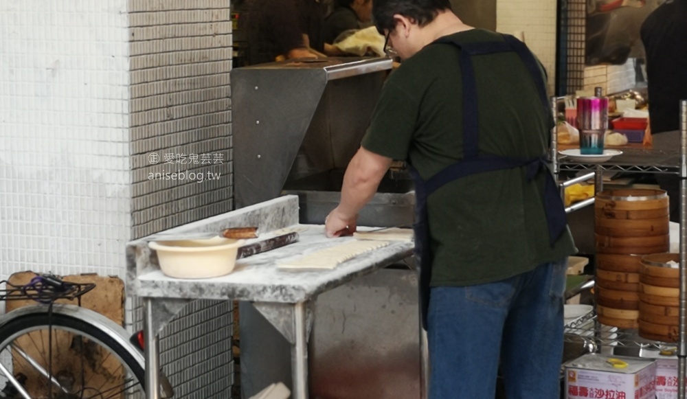 五湖豆漿，隱身興安國宅內的排隊早餐店，捷運南京復興站美食(姊姊食記)