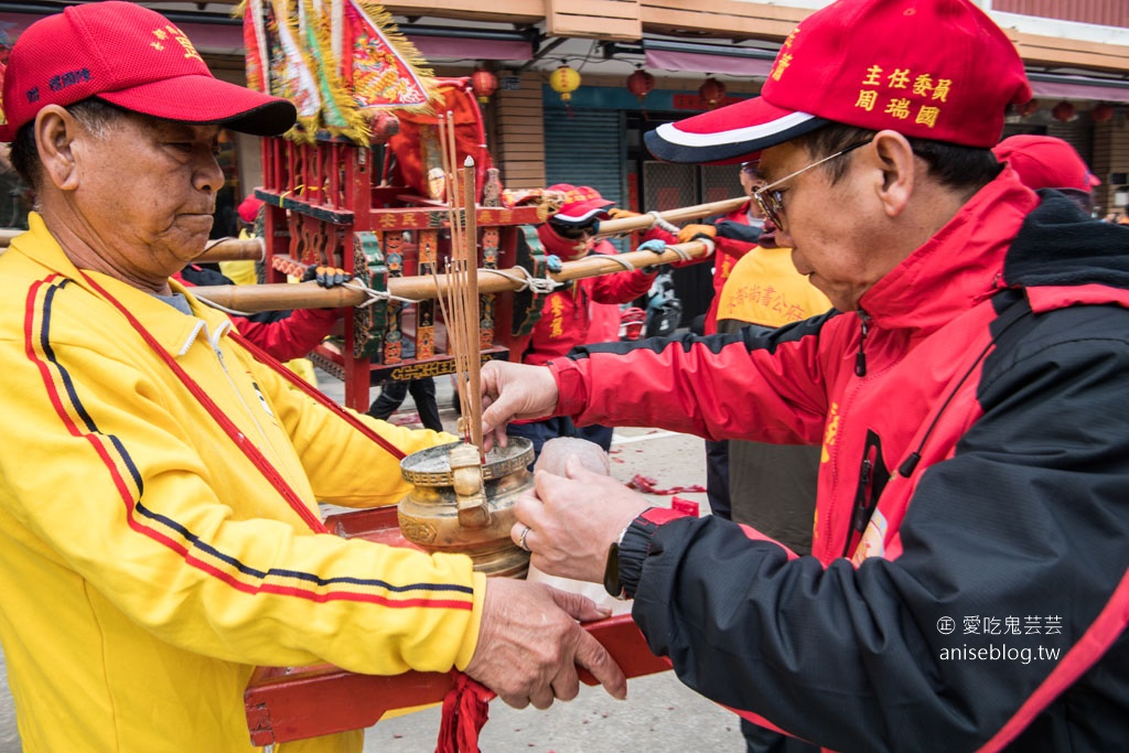 馬祖擺暝文化季 | 神與人的鍊結，廟裡蹭飯、燒馬糧、百年籤詩、少女媽祖、浮誇貢品的奇妙旅程