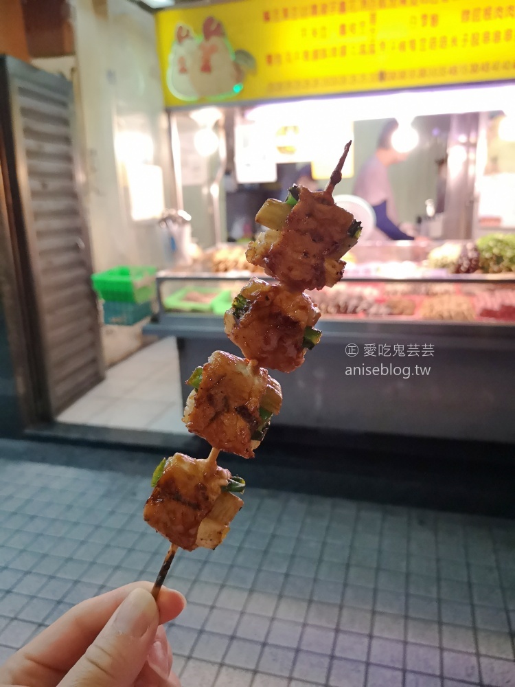 阿忠碳烤專賣店，豬肉捲超美味，西門町消夜美食(姊姊食記)