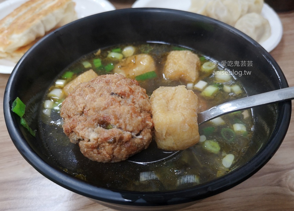 張記鍋貼牛肉麵，隱身小巷內的平價小吃，西門站中山堂旁美食(姊姊食記)