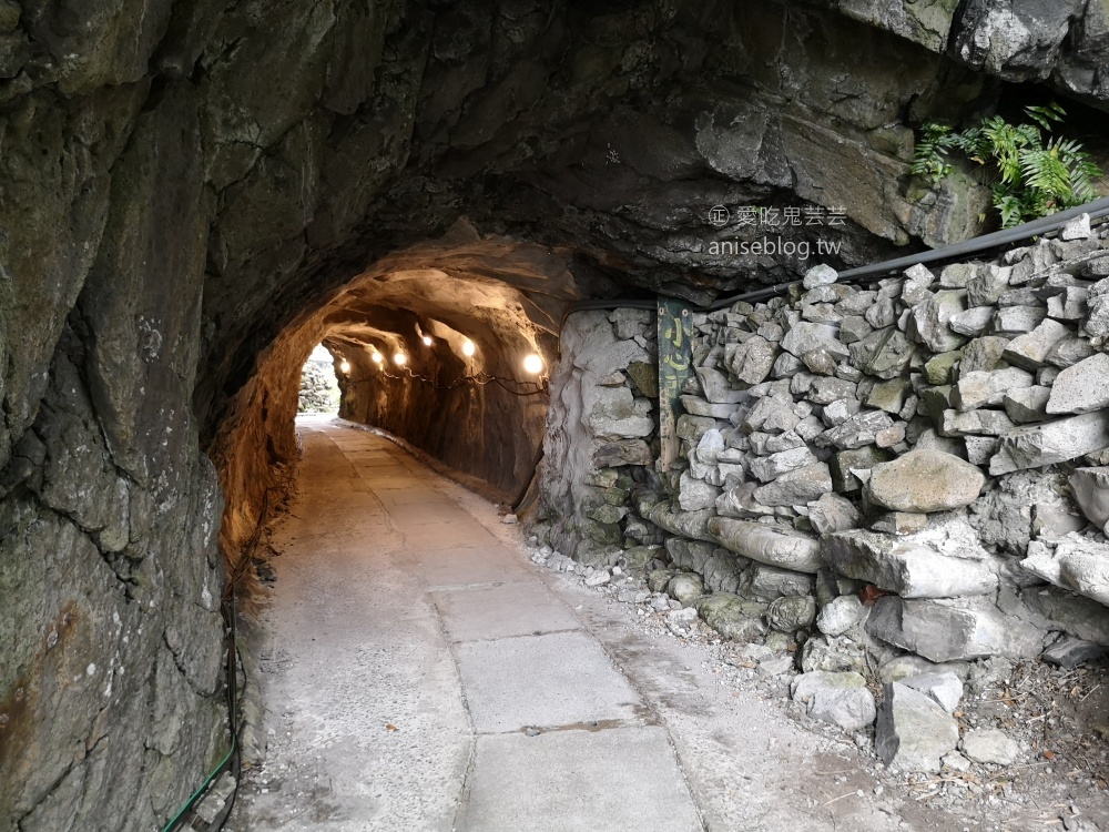 基隆嶼登島，攀登孤懸海上的美麗仙境(姊姊遊記)