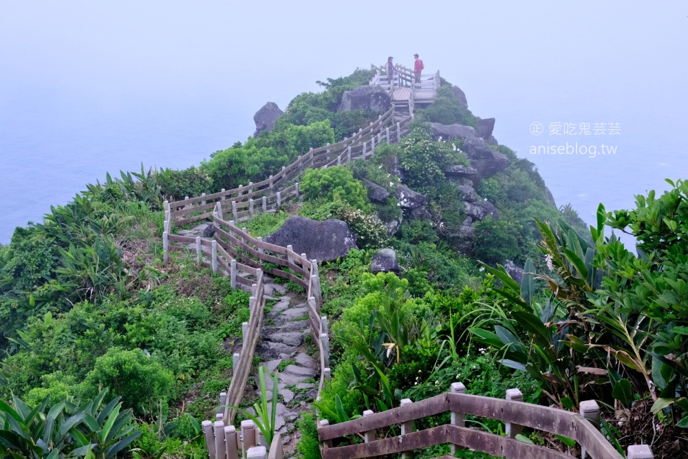 基隆嶼登島，攀登孤懸海上的美麗仙境(姊姊遊記)