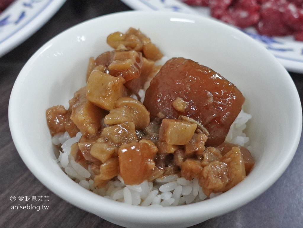 湖東牛肉館，最喜歡的台南牛肉鍋，推薦必訪！(咦？地址在高雄？😂)