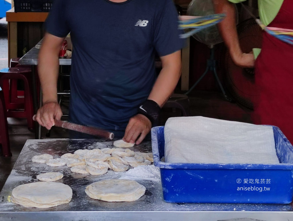 澎湖小吃 | 郵局蔥油餅、蔬脆蛋餅，兩家觀光客、在地人都激推的小吃店