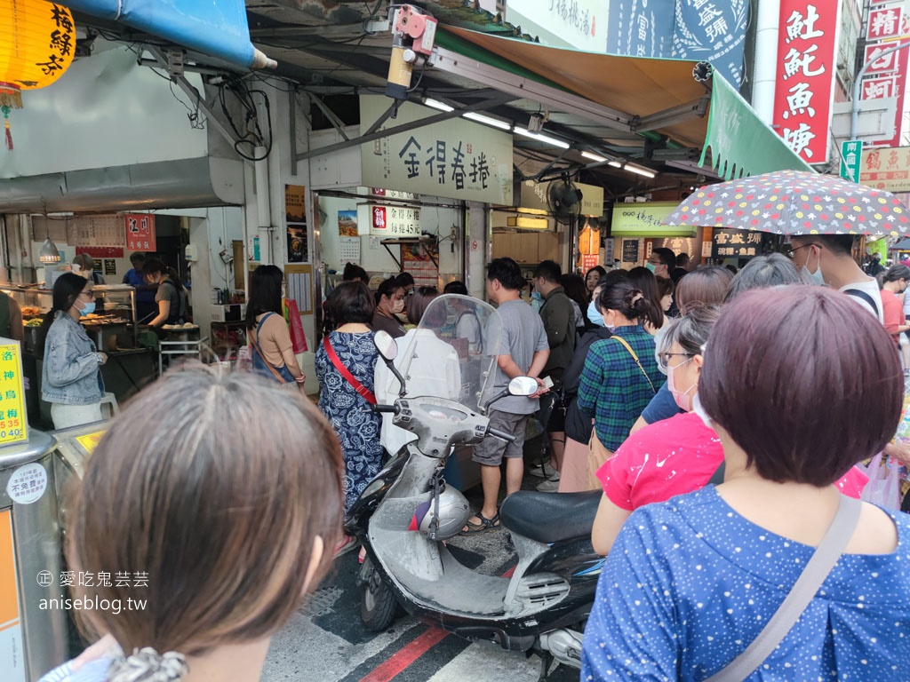 台南超人氣小吃 | 金得春捲、富盛號碗粿 @台南永樂市場