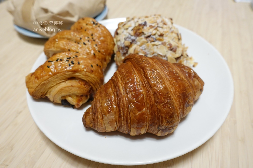 Purebread Bakery，酸麵包、可頌、歐式麵包，捷運大安站美食(姊姊食記)