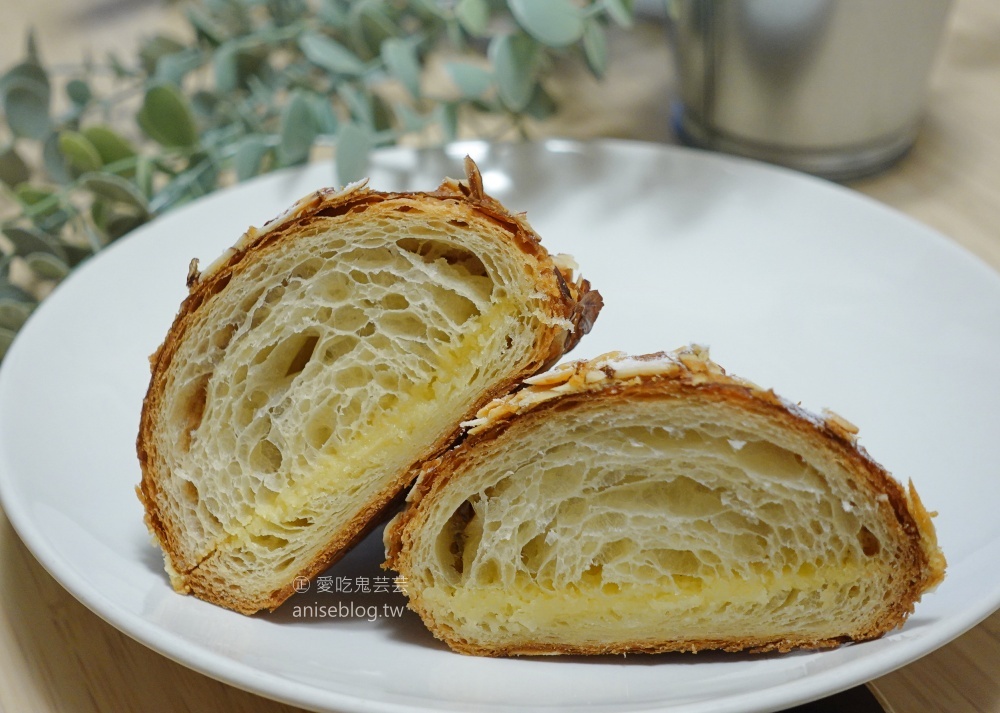 Purebread Bakery，酸麵包、可頌、歐式麵包，捷運大安站美食(姊姊食記)