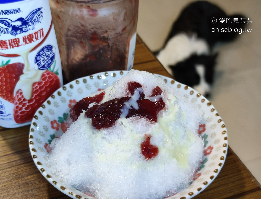 超可愛迷你復古刨冰機團購中！ (附雪花冰食譜)