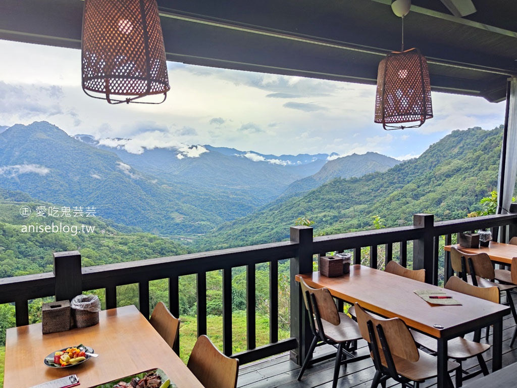 游芭絲鄒宴餐廳，阿里山上的原住民特色料理，景觀無敵！