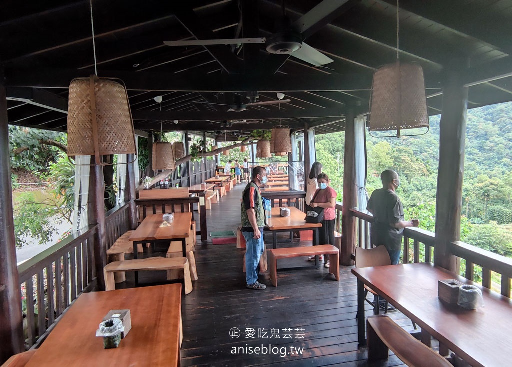 游芭絲鄒宴餐廳，阿里山上的原住民特色料理，景觀無敵！