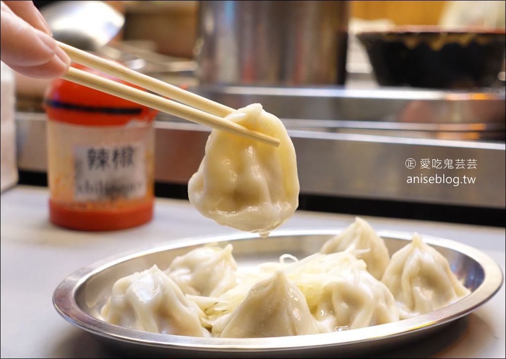 冠捷脆皮黃金肉圓，炸肉圓皮厚Q脆好特別！(松山/饒河街美食)