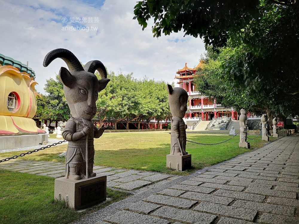 彰化小旅行，八卦山大佛、天空步道、扇形車庫(姊姊遊記)