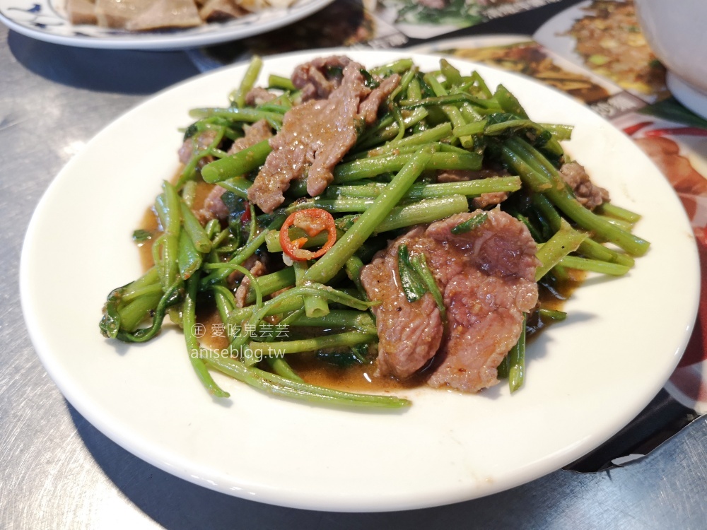 延三溫體牛，鮮美清燙牛肉湯、炒牛肉，大橋頭站美食(姊姊食記)