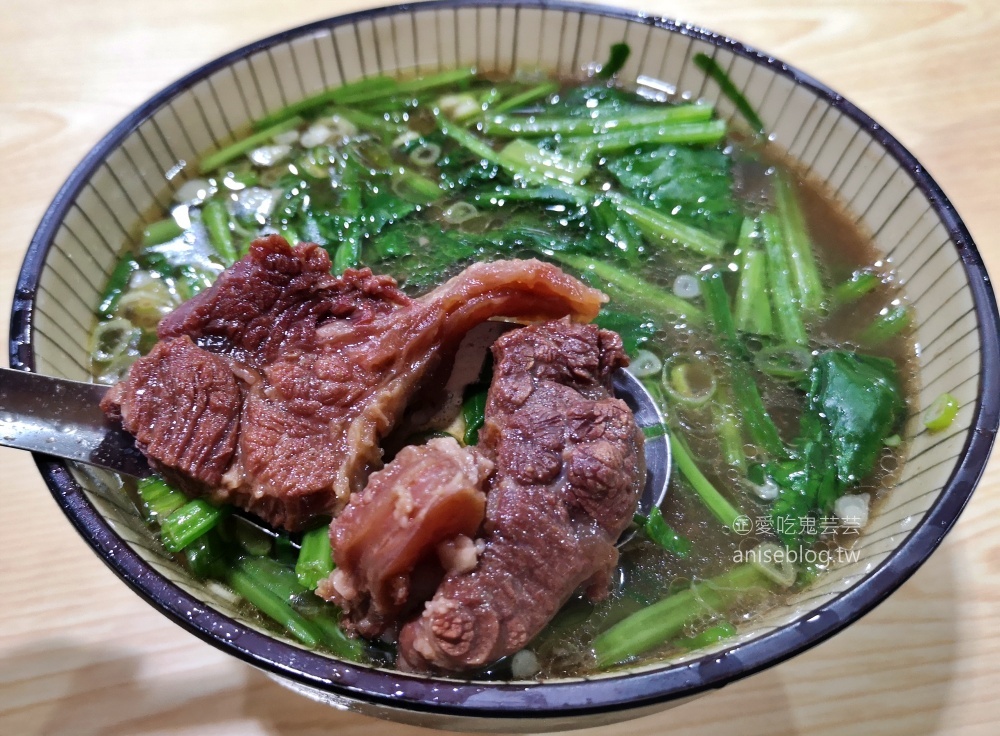 廖家牛肉麵中原街，行天宮站美食(姊姊食記)