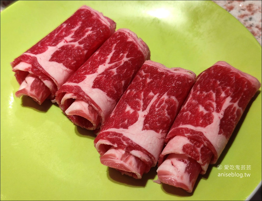 小福利火鍋會所 火鍋吃到飽，海鮮、肉類不輸單點店