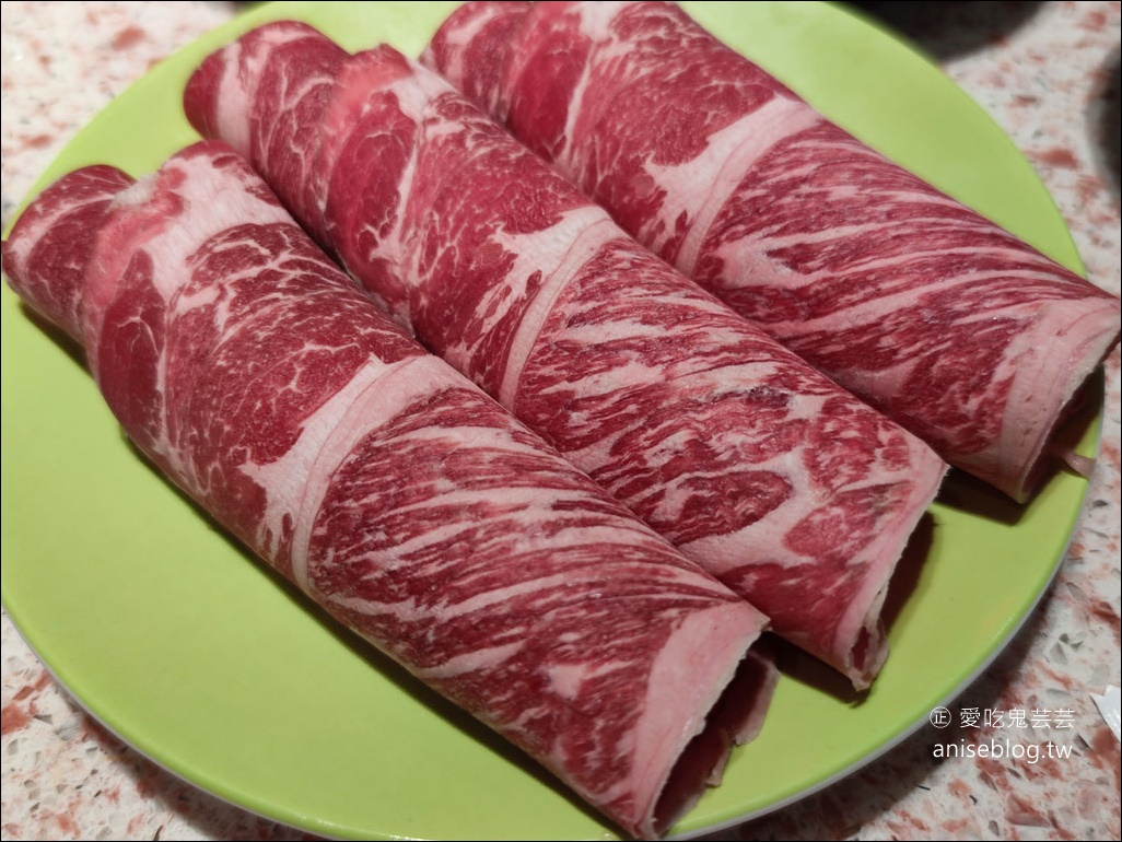 小福利火鍋會所 火鍋吃到飽，海鮮、肉類不輸單點店