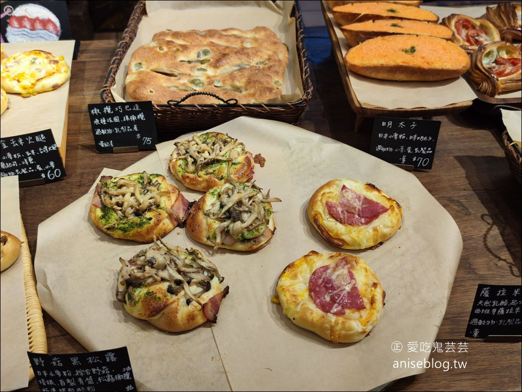 Libreadry 巢屋，東區「藍色招牌」麵包店