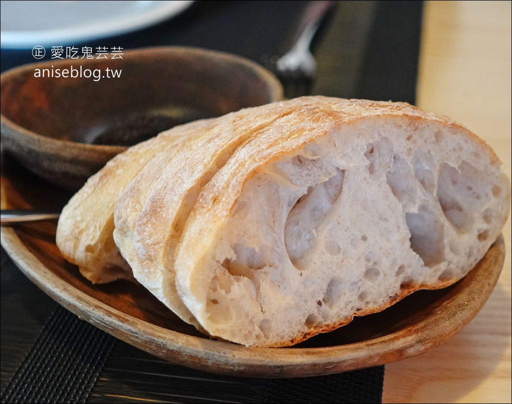 饕弄杯 Bistro Alley ，台南東區預約制料理，非常有水準的餐酒館👍