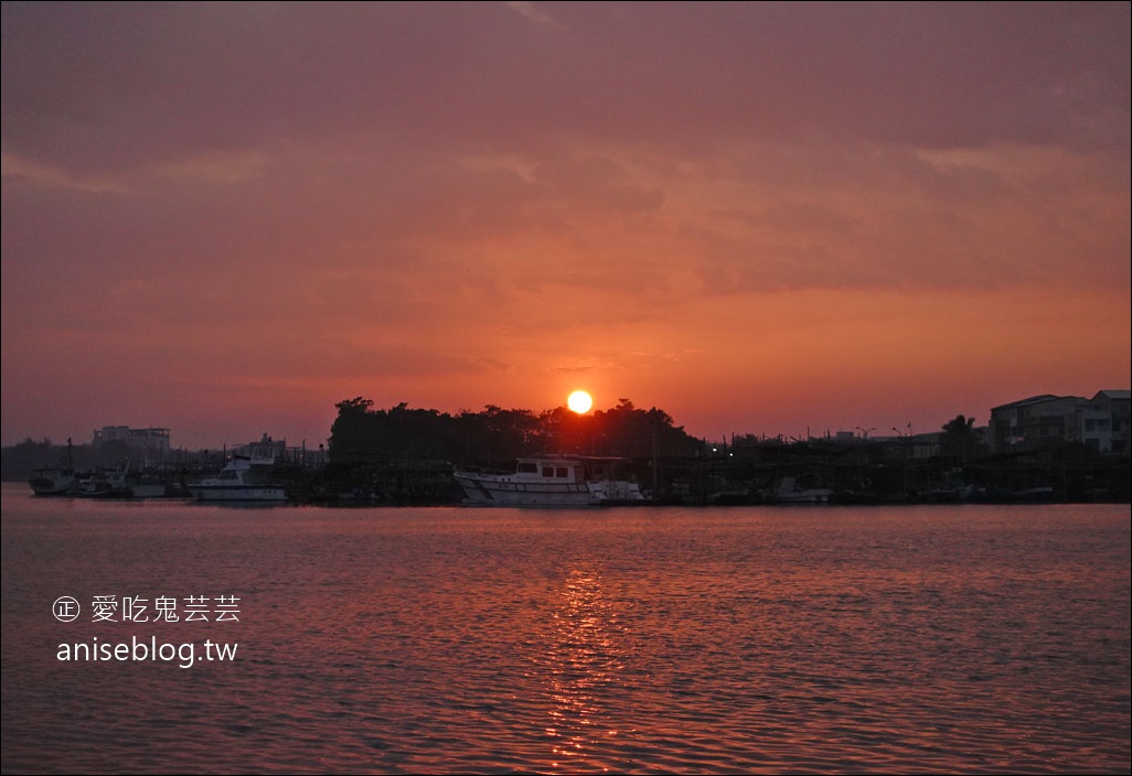 安平運河遊船，全台灣最長的人工運河，微風徐徐賞夜景