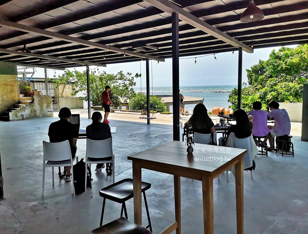 我們在海邊，北海岸三芝淺水灣海景咖啡店(姊姊食記)