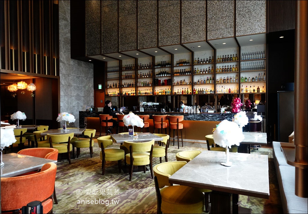 萬怡酒店大廳酒吧 THE LOUNGE ，週五週六限定泰饗喝，泰式特調、泰式啤酒喝到飽！