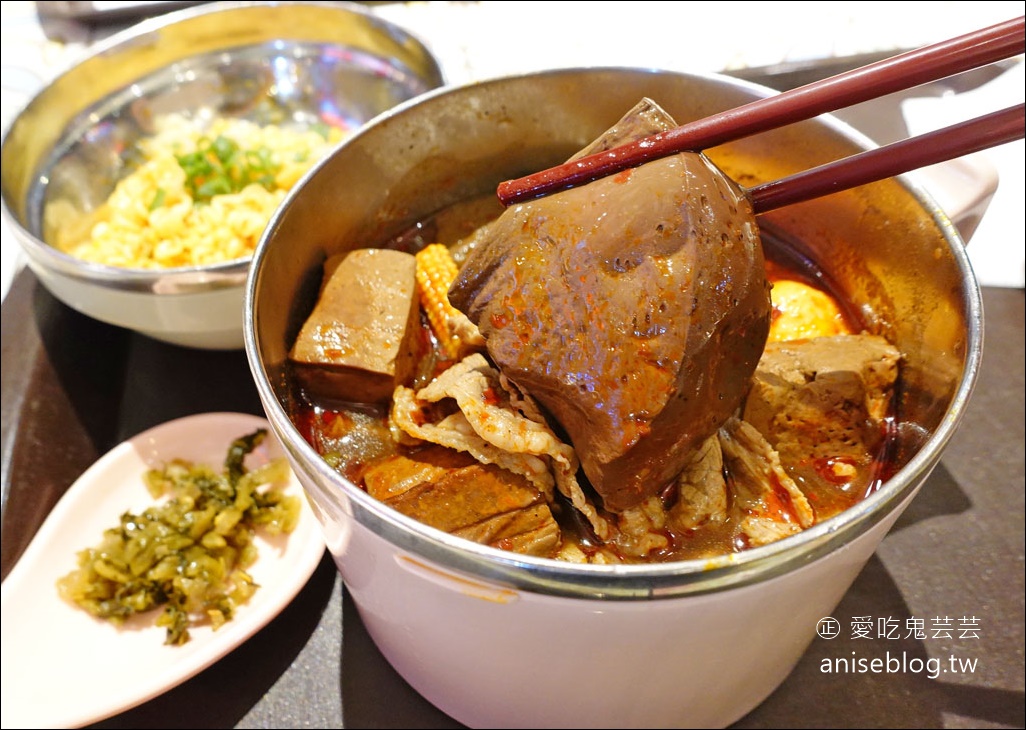 辣杯杯，辣味研究社，陶晶瑩開的麻辣燙 @台北三越南西三館B1