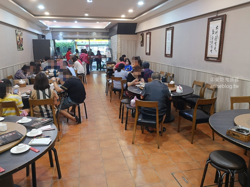 蓬萊台菜餐廳，招牌排骨酥怎麼吃都不膩，北投美食老店(姊姊食記)