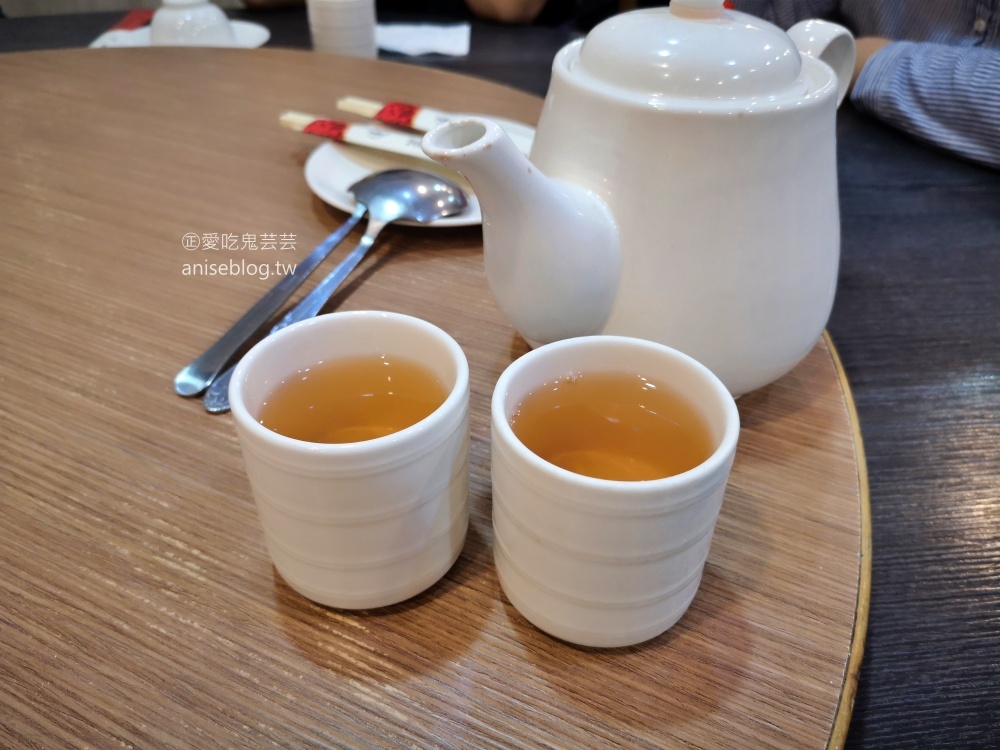 蓬萊台菜餐廳，招牌排骨酥怎麼吃都不膩，北投美食老店(姊姊食記)