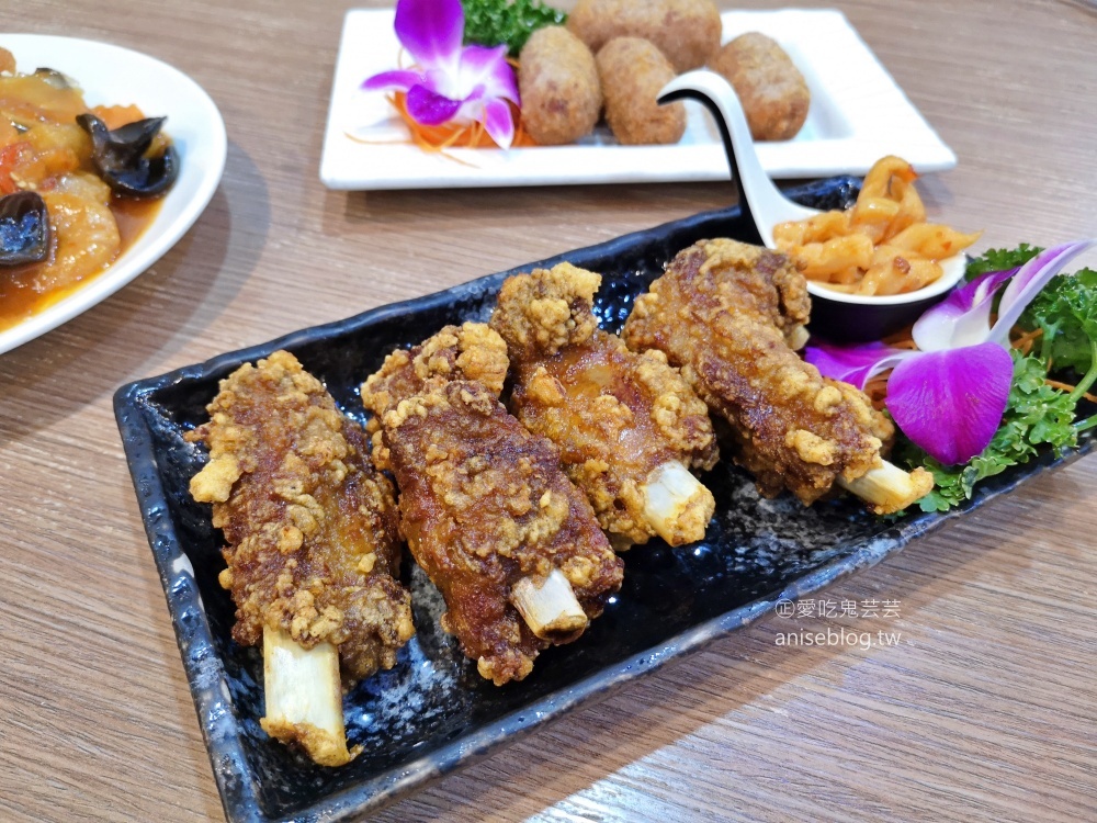 蓬萊台菜餐廳，招牌排骨酥怎麼吃都不膩，北投美食老店(姊姊食記)