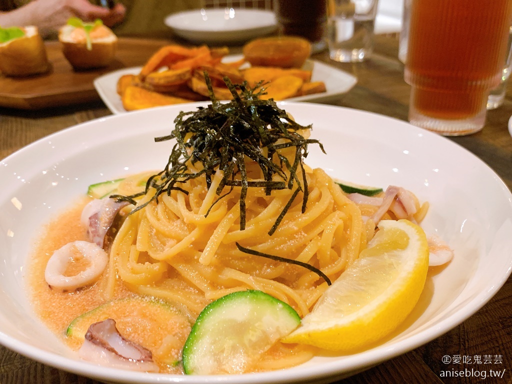 Waku Waku Pasta赤峰店，拍個不停的文青風格和風義大利麵專門店(文末菜單)(跌倒阿姨食記)