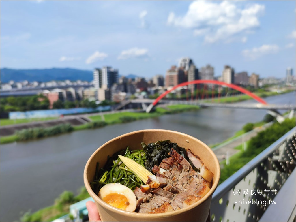 松河璞旅，景觀絕佳的河景防疫旅館，近饒河街