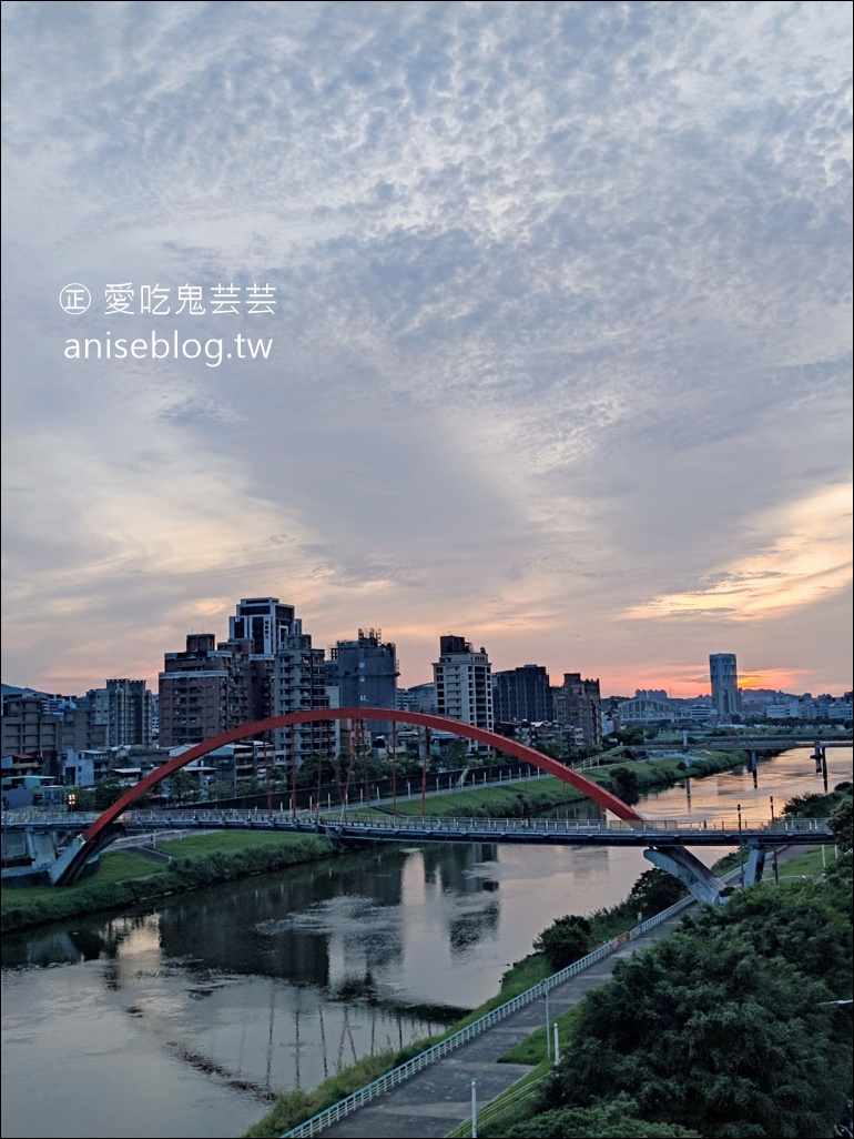 松河璞旅，景觀絕佳的河景防疫旅館，近饒河街