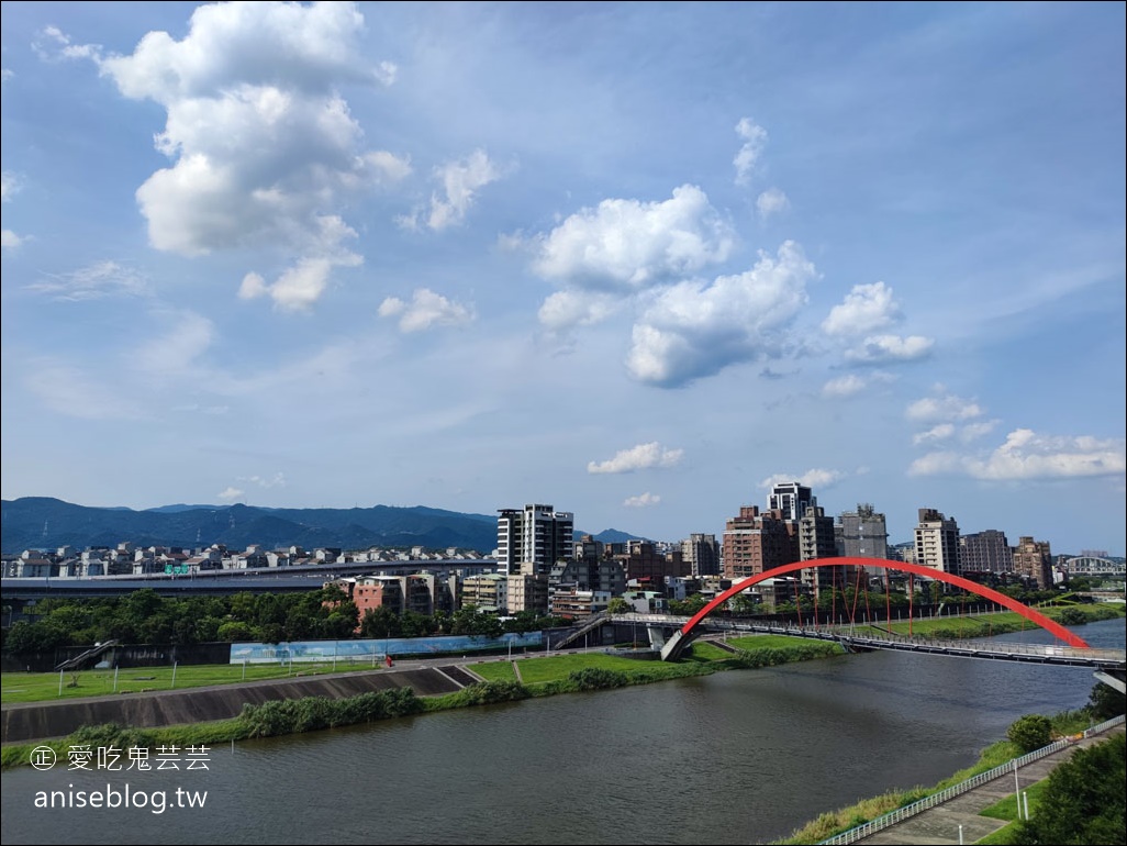 松河璞旅，景觀絕佳的河景防疫旅館，近饒河街