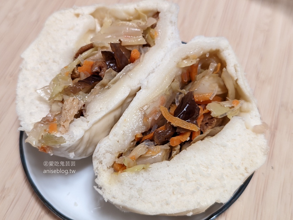 包記饅頭，不用跑基隆~台北也有貼鍋饅頭，信義區美食(姊姊食記)