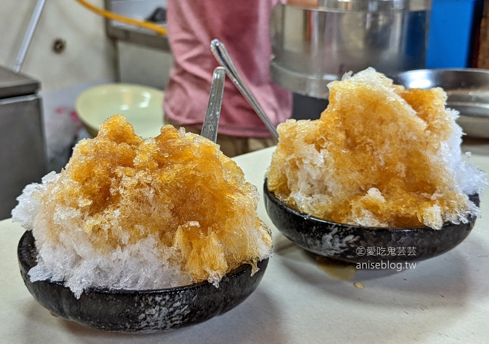 周記傳統芋圓，古早味糖水剉冰甜湯，龍山寺站美食(姊姊食記)