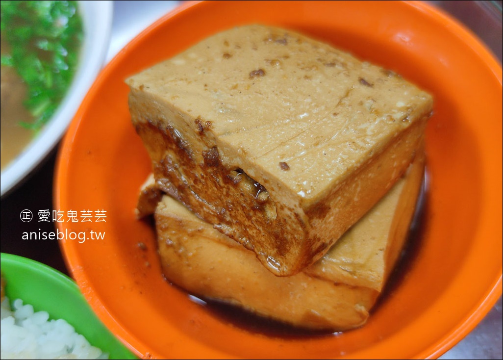 司機俱樂部，台北宵夜場滷肉飯、排骨酥湯