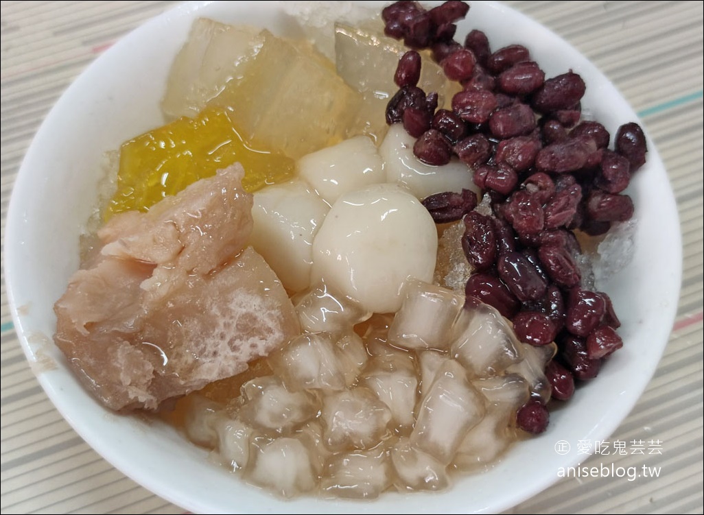 八寶彬圓仔惠(國華街)，台南50年剉冰老店，米其林必比登推薦