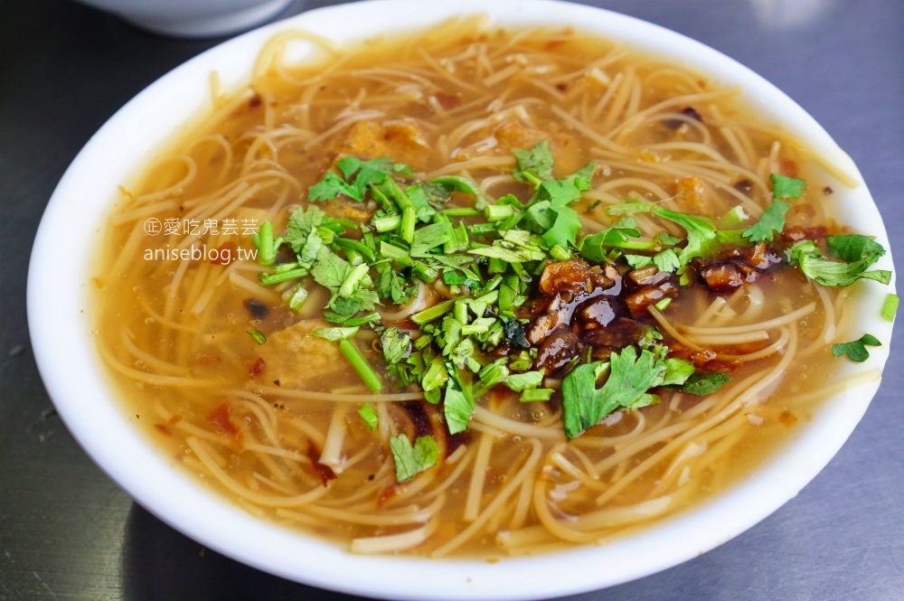 興安魷魚嘴羹，小腸麵線+油飯也是元氣滿滿的早餐，中山區美食(姊姊食記)