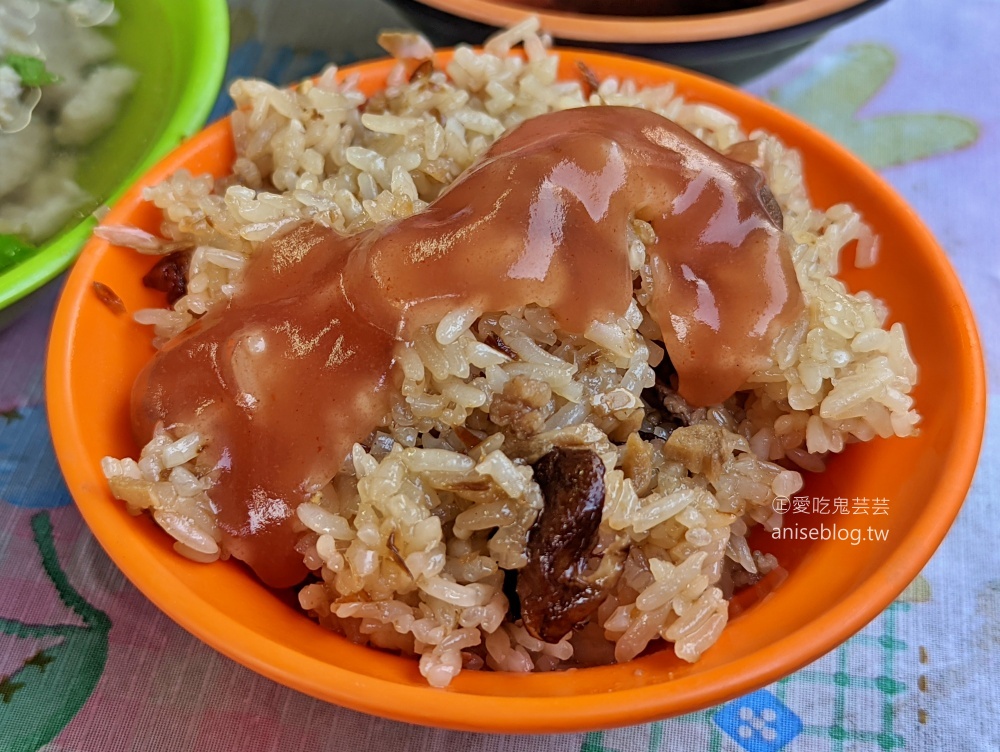 酒泉傳統油飯，延平北路酒泉街口，兒時記憶裡的美好滋味(姊姊食記)