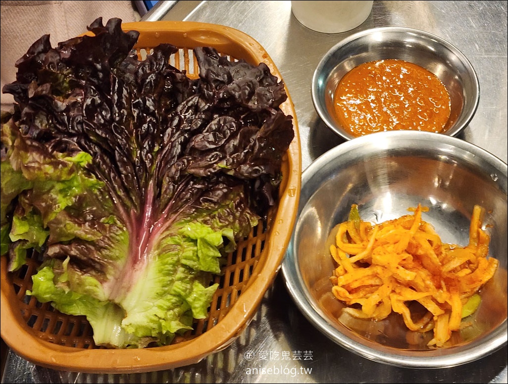 弘大烤肉 | 육값(肉價)，激推豬皮，毫好吃呀😋