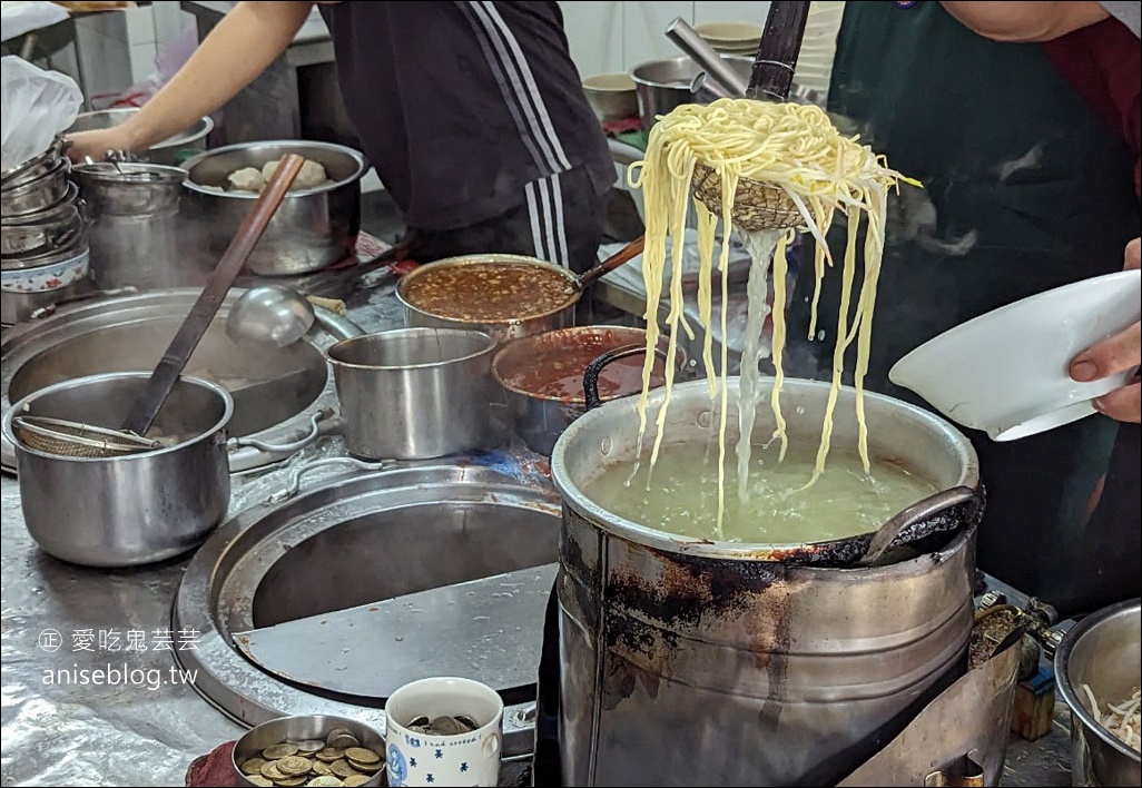 阿坤麵，台中米其林推薦老麵店，古早味飄香數十年