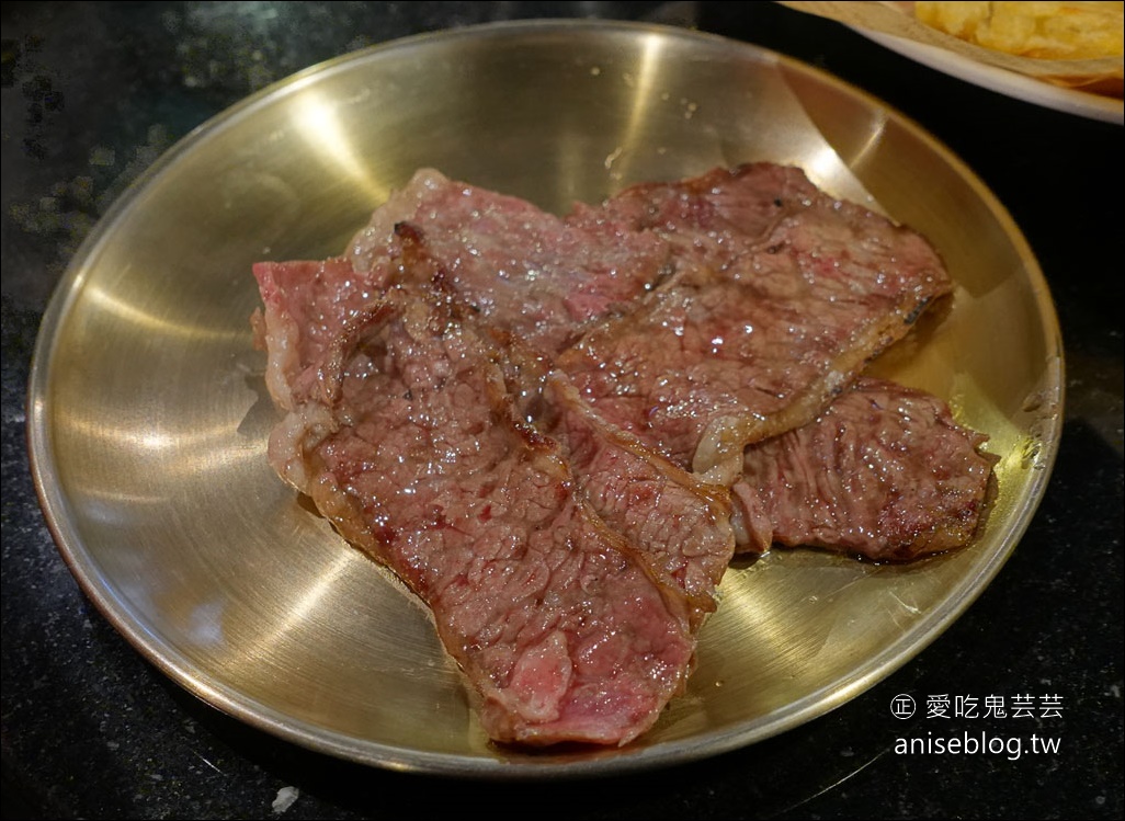 燒肉滋滋，台中google評分最高的燒肉店，優質燒肉強力推薦