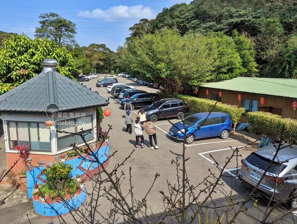 虎頭山土雞城，隱藏山中的KTV餐廳，桃園美食(姊姊食記)