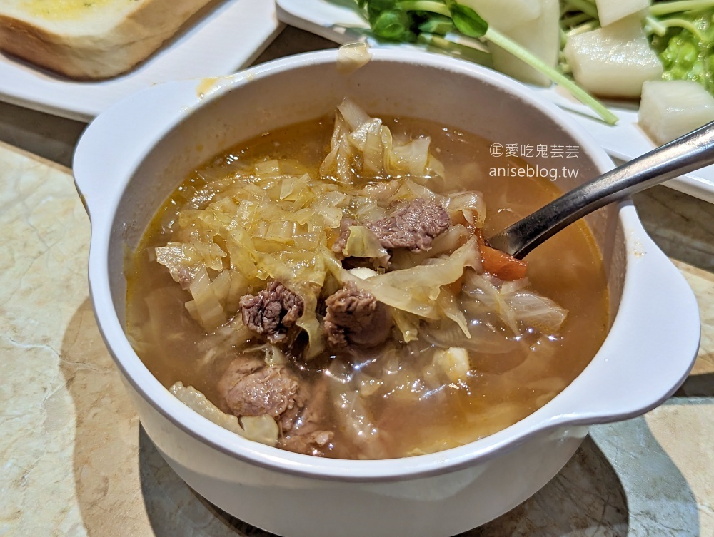 樂犇牛排中和店，捷運永安市場站平價牛排(姊姊食記)