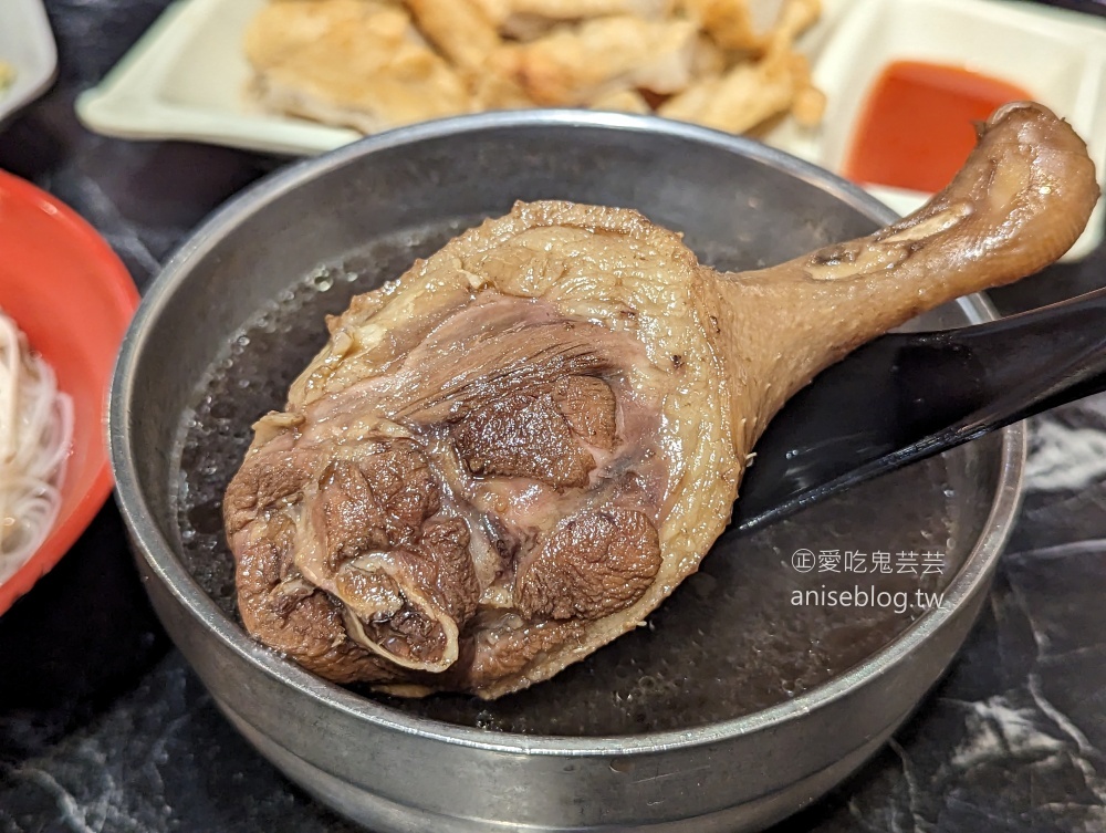 鴨肉榮，桃園大廟前的美食老店，24小時早餐宵夜都吃的到(姊姊食記)